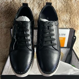 Calto Men’s Oxhide Black Shoes Size 6.5 New In Box